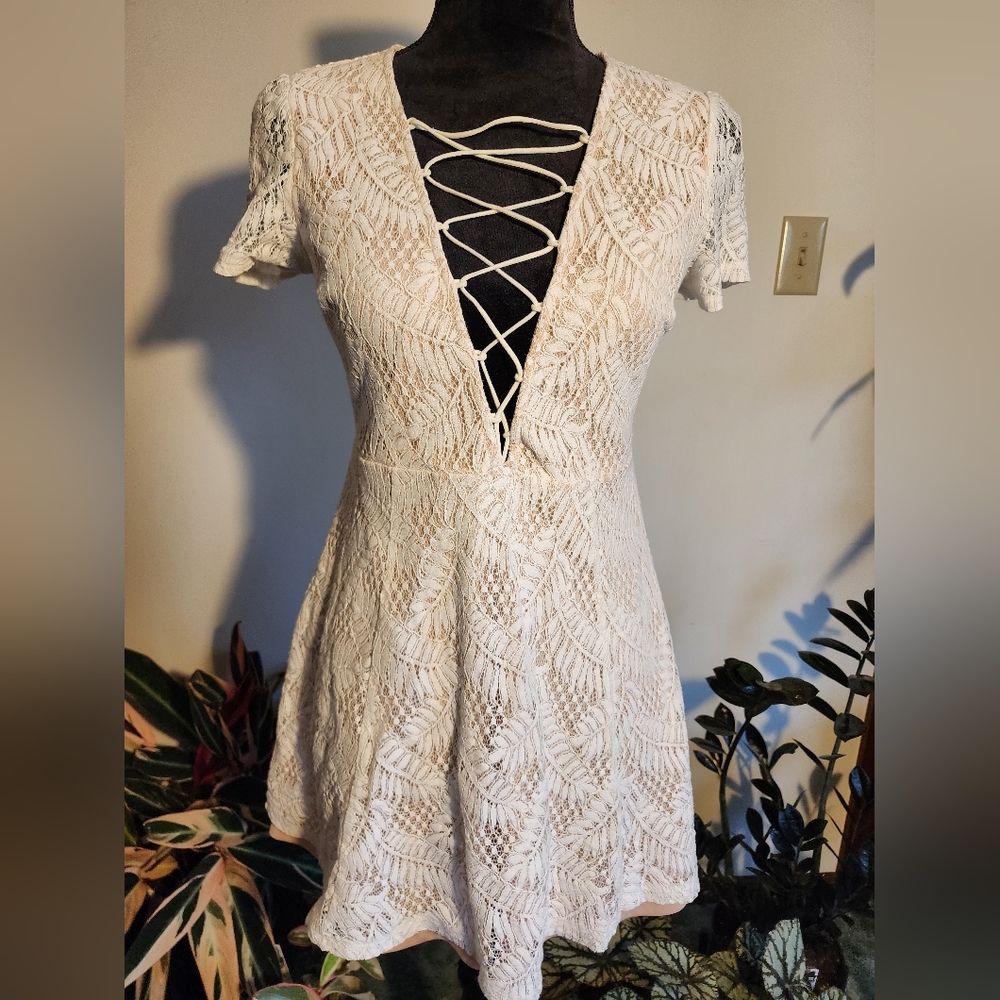 Forever 21 lace white mini dress, medium
